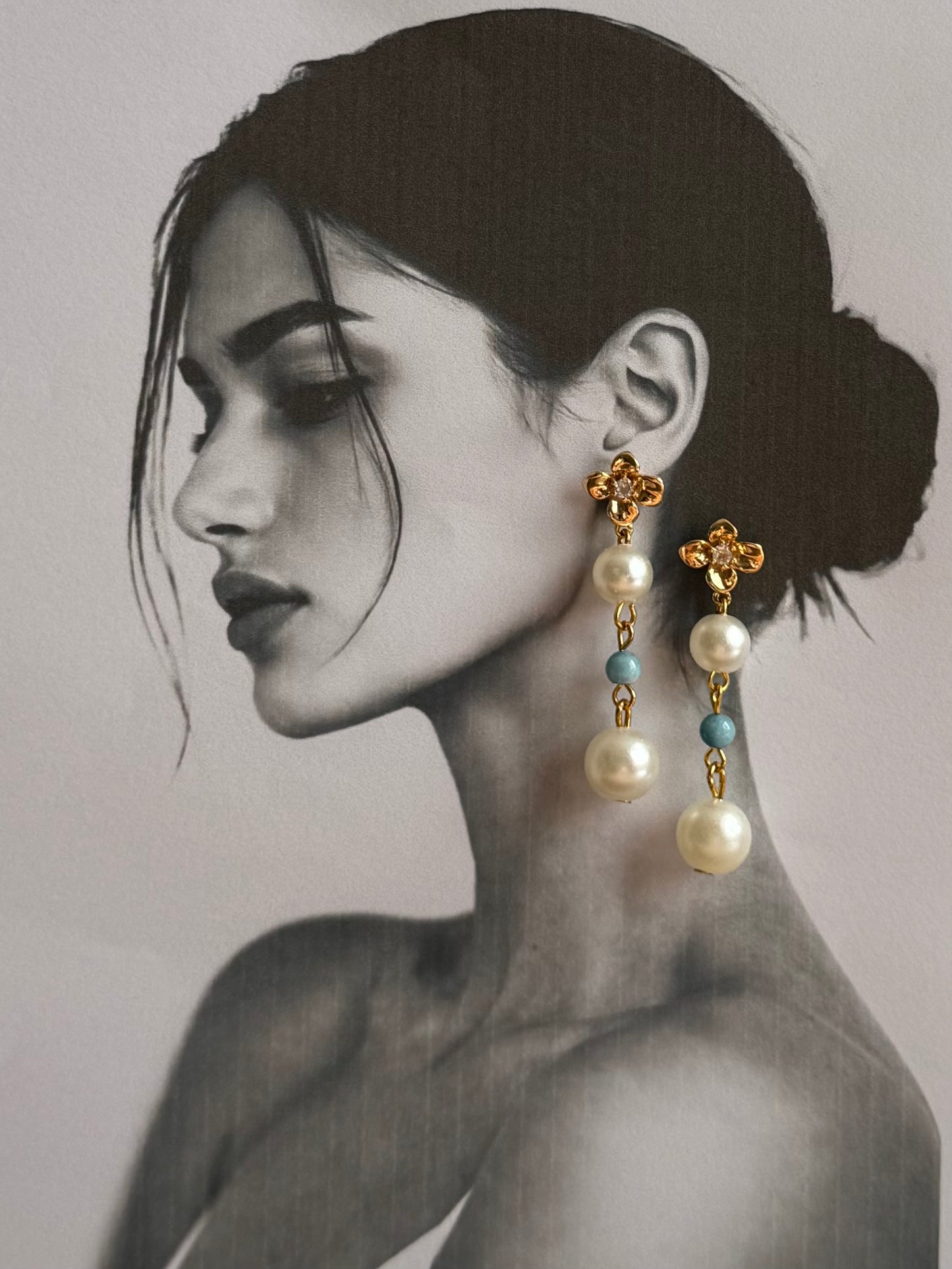 Nerina Pearl Earrings