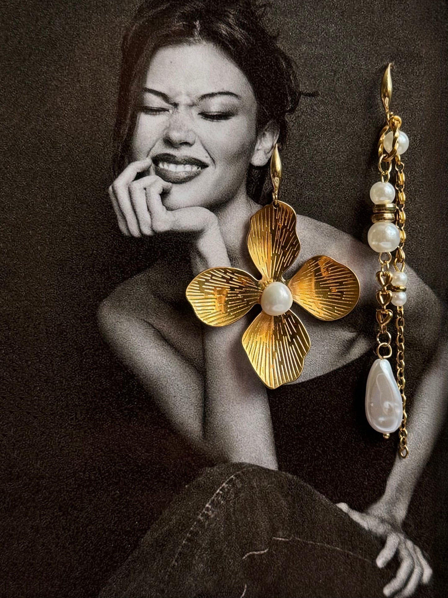 Ariana Earrings