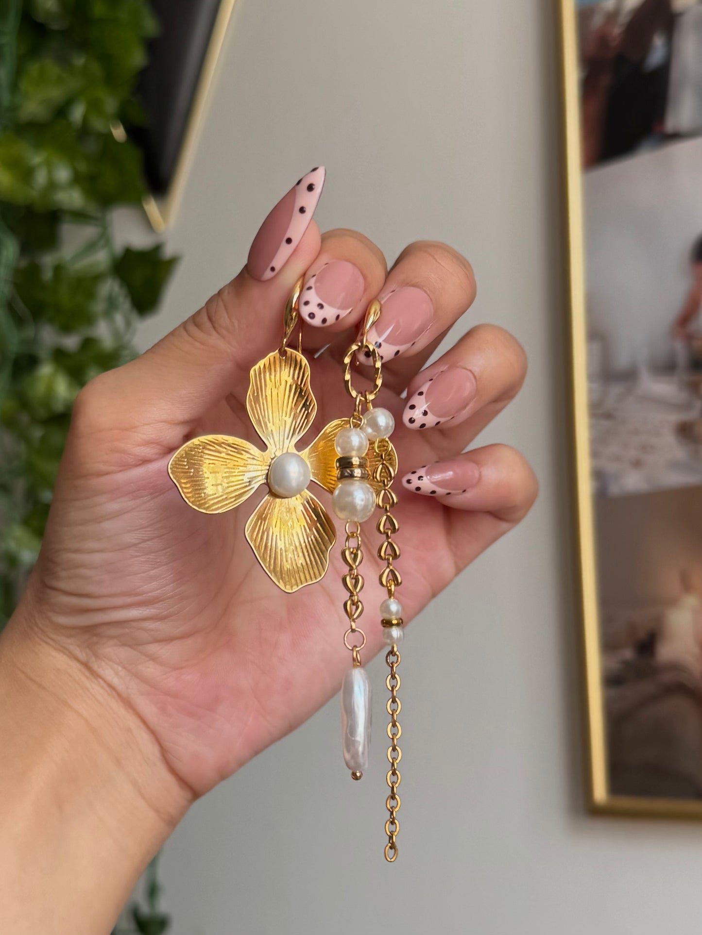 Ariana Earrings